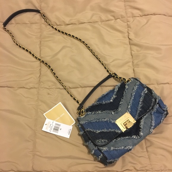 (Sold) - Picture 3 of 7